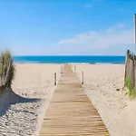 Gorgeous In With House Sea View بيت للعطل Loupian