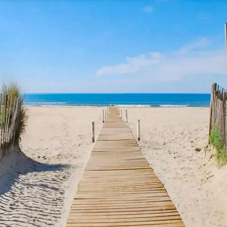 1 Bedroom Amazing In Hébergement de vacances Loupian